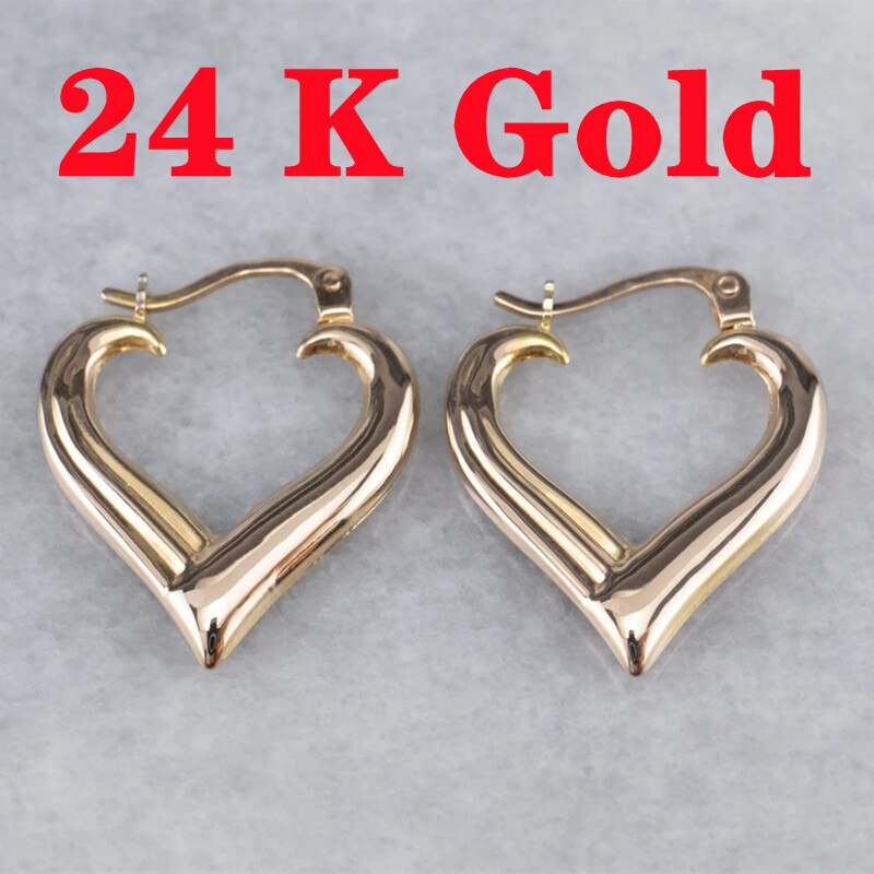 Pendientes clásicos dorados metalizados con forma de corazón, con gancho: Default Title
