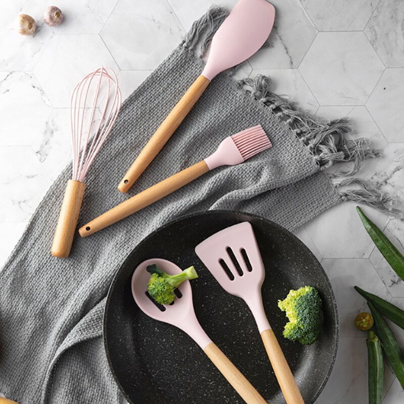 Silicone Cooking Utensils Set Non-stick Spatula Shovel Wooden Handle Cooking Tools Set With Storage Box Kitchen Tools