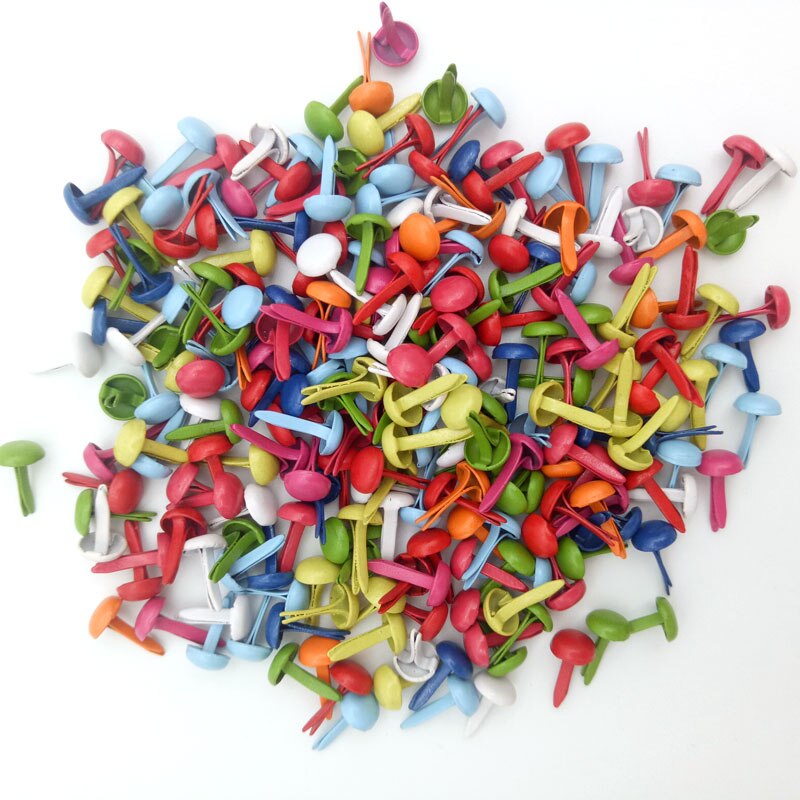 100Pcs Mixed Color 5mm Metal Round Brads Scrapbook Brads Paper Craft Decoration Embellishment Fastener DIY Metal Brads Crafts: Mix Color Randomly