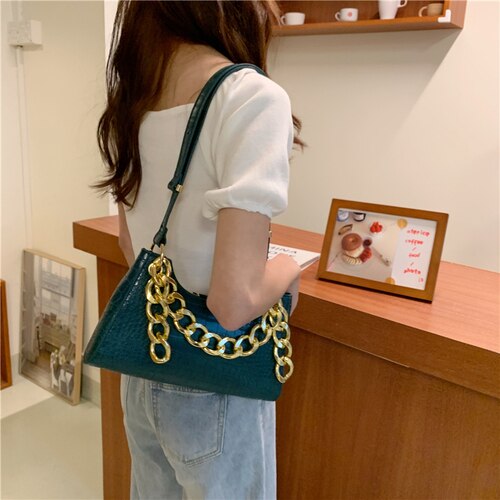 Bag Female Spring and Summer Crocodile Baguette Shape Bag France Small Shoulder Bag Underarm Handbag: green