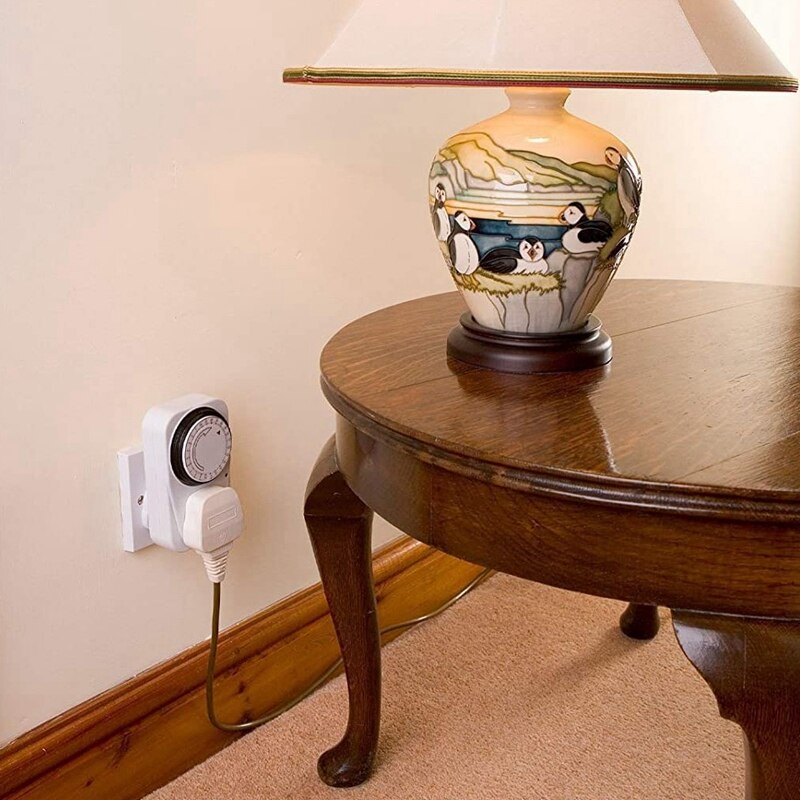 24-- uurs gesegmenteerde timerschakelaar - energiebesparende stekker-stopcontactset - met programmeerbare tijdregelaar 3-- pins stekker uk-stekker