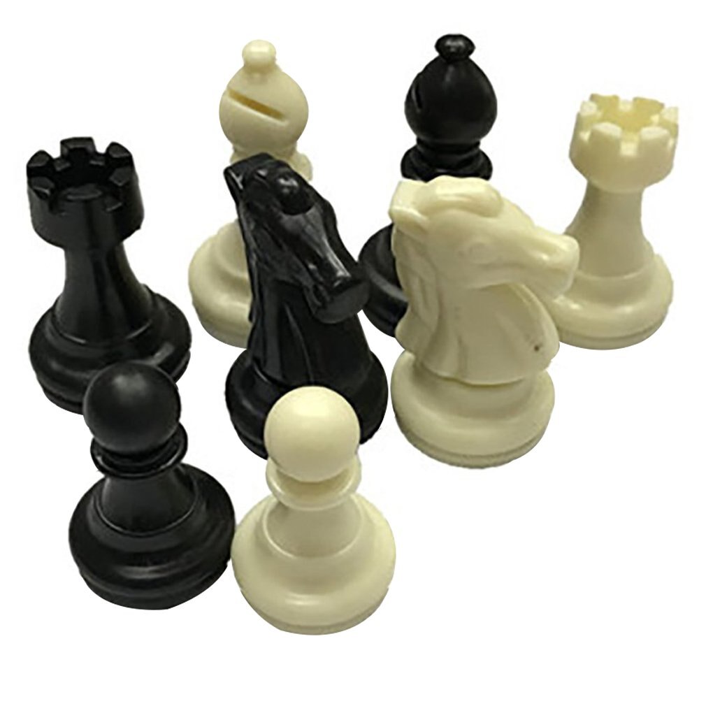 Medieval Chess Pieces/Plastic Complete Chessmen International Word Chess Game Entertainment Black&White