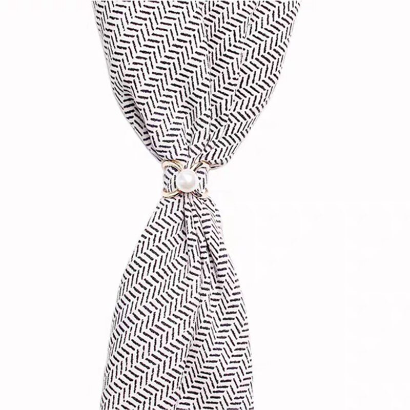 Geometria femminile sciarpa di seta fibbia spille di cristallo perlato per donna sciarpa quadrata incrociata spilla cava accessori per abbigliamento