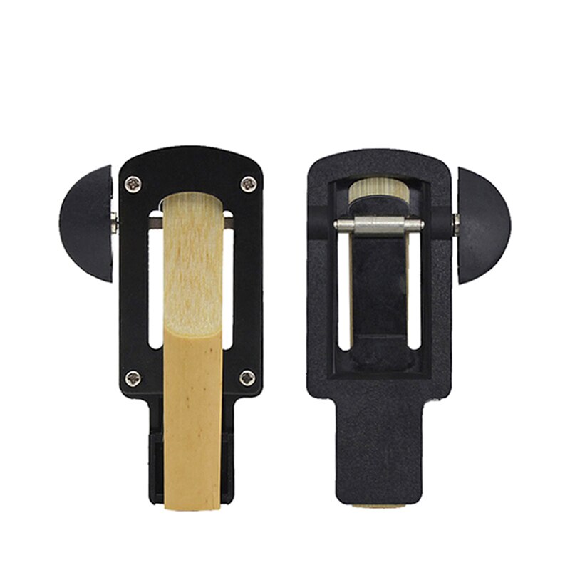 Altsaxofon reed trimmer reparatør, der reparerer tilbehør til musikinstrumenter