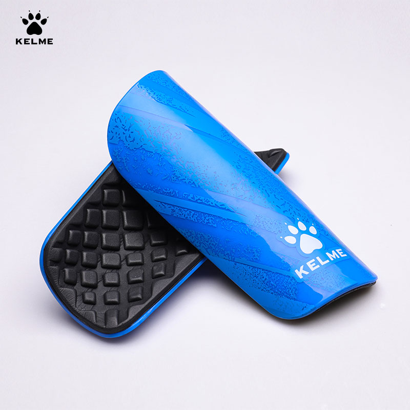 KELME espinilleras de fútbol protectores de fútbol almohadillas para adultos niños espinilleras calcetín ligero tablero de inserción niño entrenamiento Legging protector