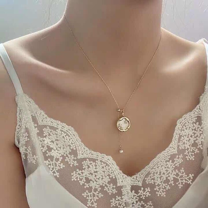 Star Rhinestone Round Pendants Necklaces for Women Clavicle Chain Lady Feminino Collar Necklace Peal Choker Jewelry
