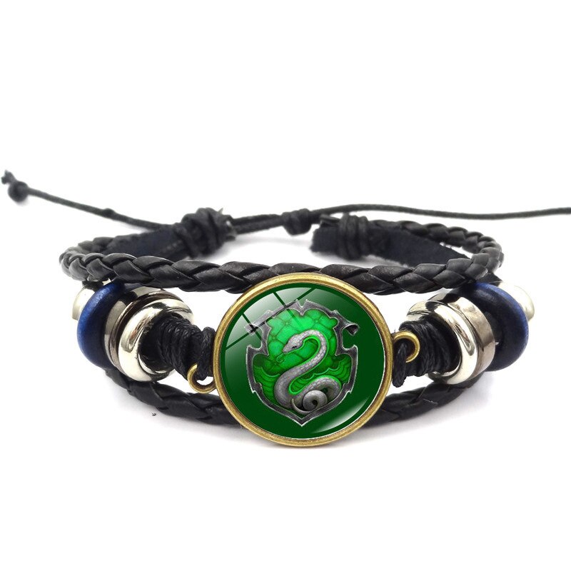 custom jewelry: M