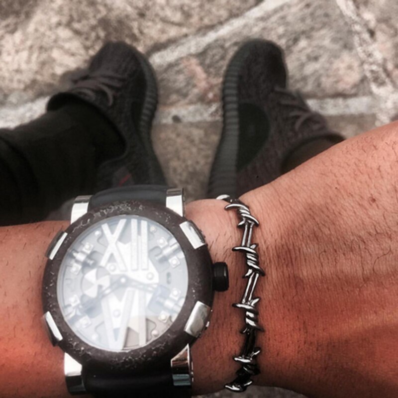Pulseira de titânio com fio de espinhos, pulseira estilosa geométrica de alça aberta de aço titânio para homens e mulheres, joia de presente