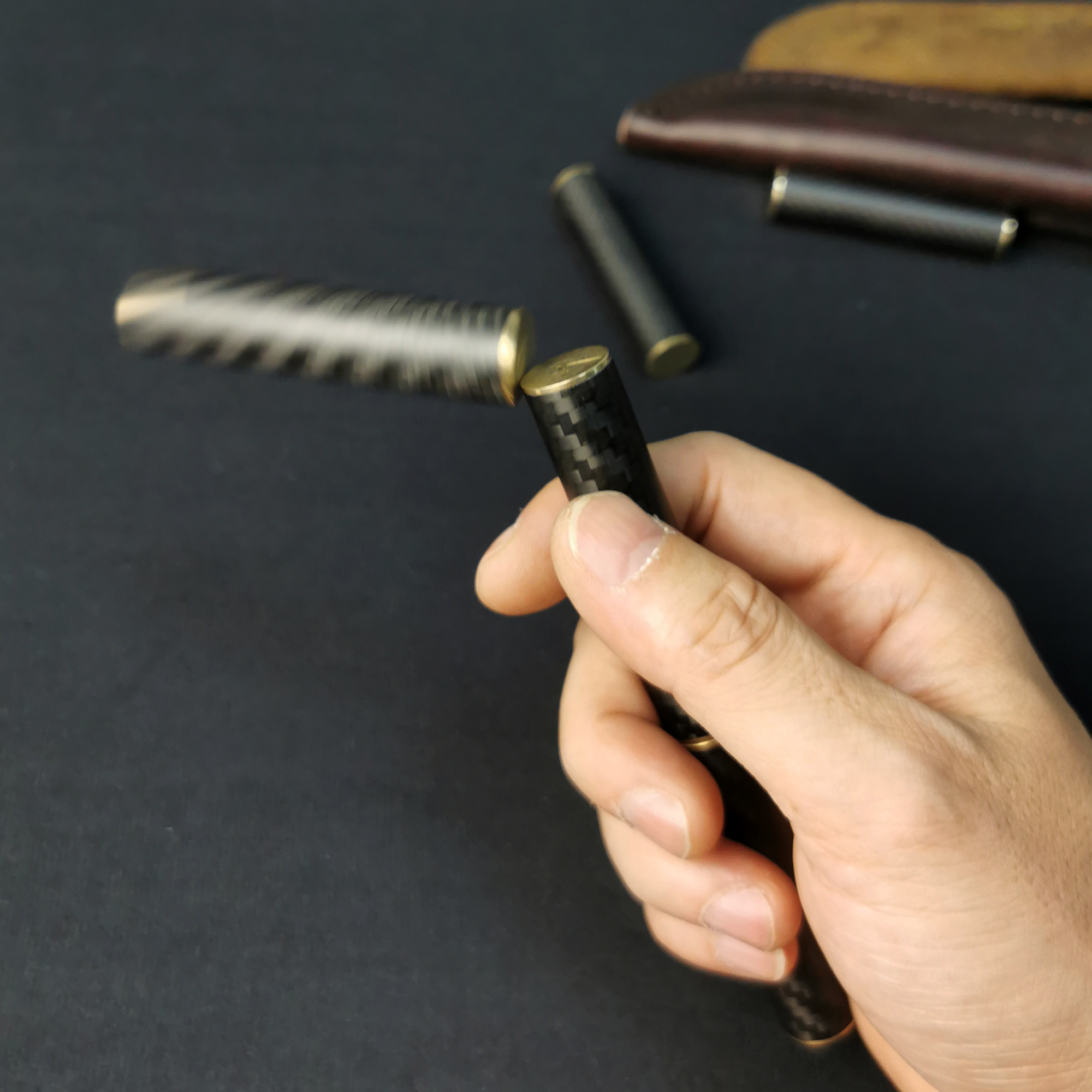 EDC Fidget Toys – jouets anti-Stress pour adultes, bâton magnétique en métal et Fiber de carbone à trois sections, rotatif