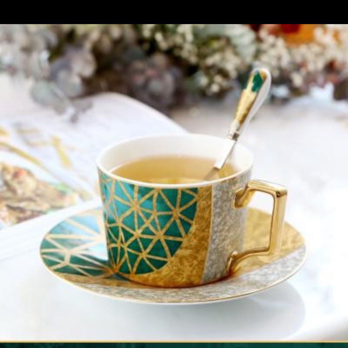 European-style gold bone China coffee cup and saucer set ceramic flower teacup small deluxe afternoon teacup spoon اكواب قهوه: Straight style