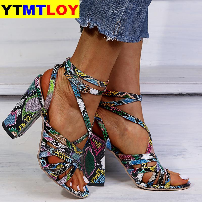 Frauen Sandalen Gladiator High Heels Band Pumpen Schnalle Schuhe Damen Schuhe Super Hohe Quadratische Ferse Schlange muster