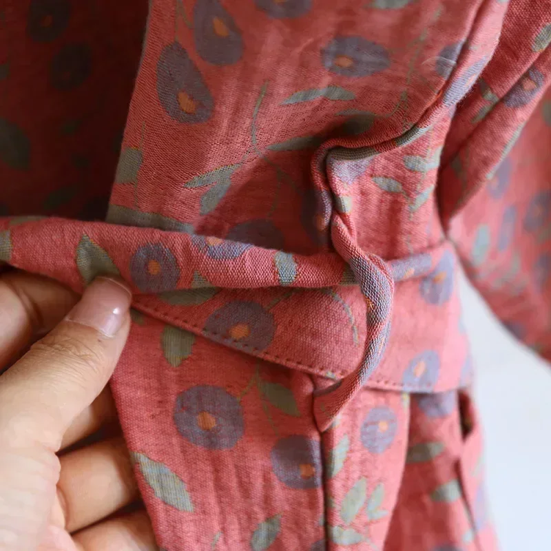 Flerfärgad kimono-badrock dampyjamaskläder för vår och sommar bomull lösa hemsovkläder kimono-rockar med bälte