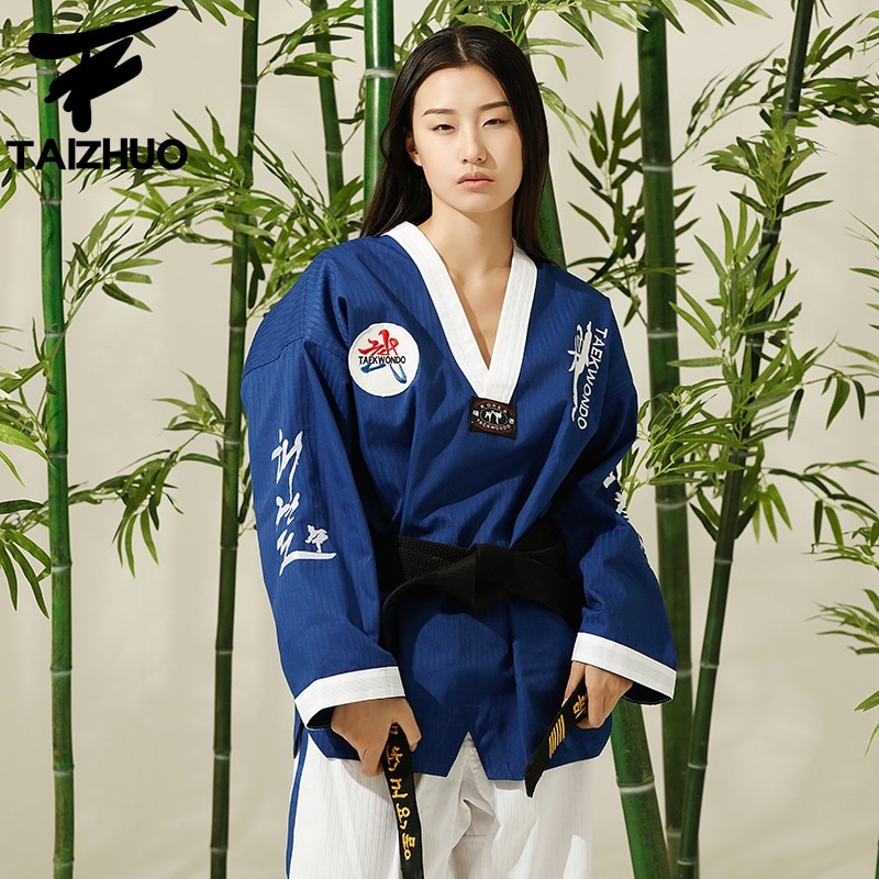Aikuisten miesten naisten taekwondo-puku brodeerauksella wtf-hyväksytty taekwondo dobok-puku unisex-kampanjaan