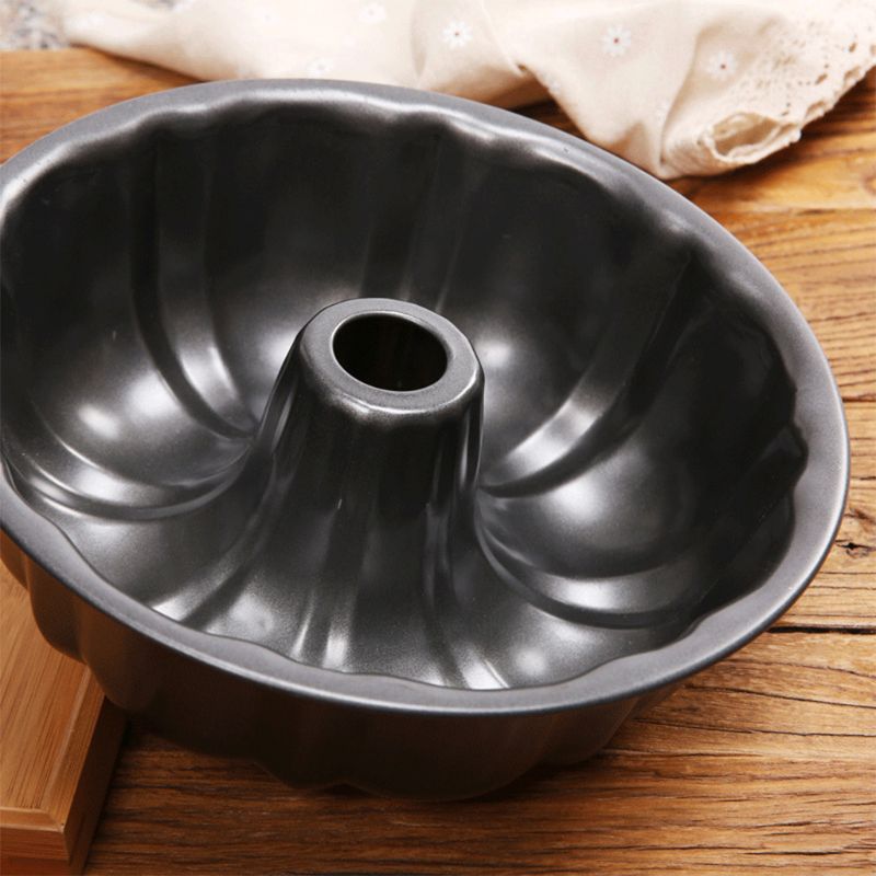 Keeping Silicone Fluted Cake Pan - Round Deep Bundt Baking Mold - Nonstick Bakeware, Pumpkin Shape Cake moulds jello pan