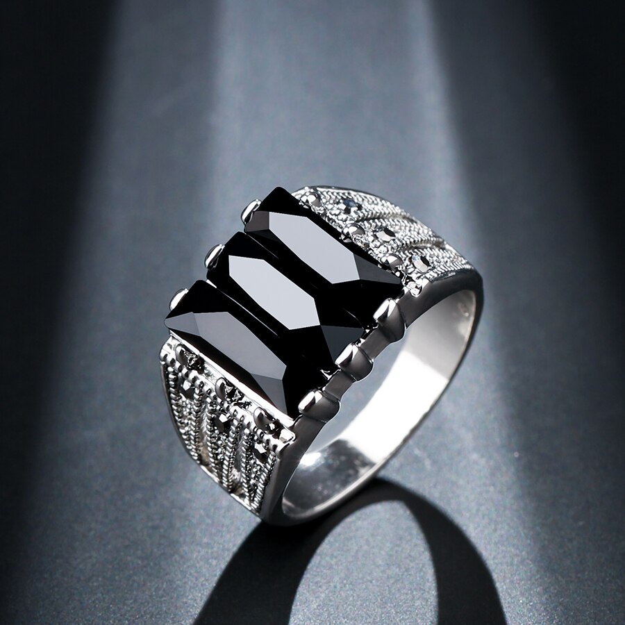 Kinel Heißer gotisch Schwarz Ring Männer Antike Tibetanische Silber Mosaik Helle Kristall Jahrgang-Schmuck Punk Hochzeit Ring