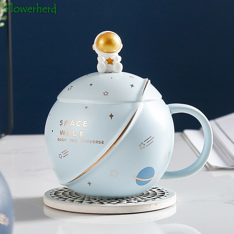 Mug Spaceman Planet Coffee Mug with Lid Spoon Round Ceramic Coffee Cup Embossed Couple Drinking Cup Water Cup