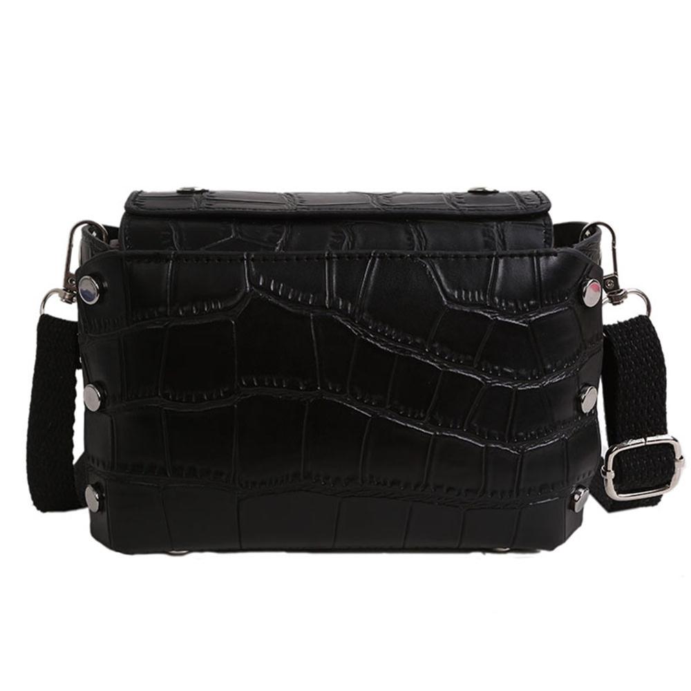 Mini liten fyrkantig väska sommar pu läder handväska dam dam pu läder retro nit handväska