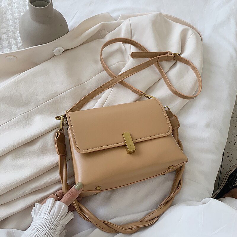 Couleur unie sac fourre-tout carré en cuir PU femmes sac à main voyage épaule sac de messager sac à aisselles: Khaki