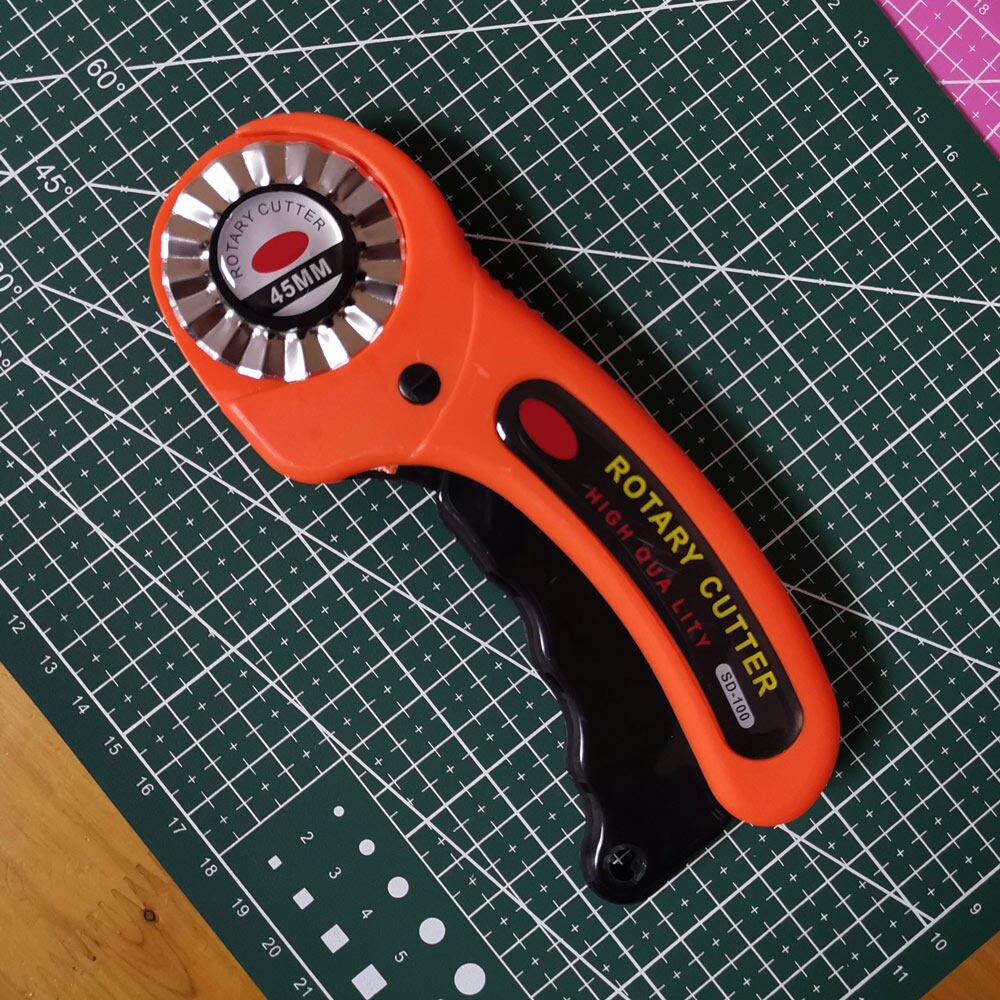 Cutter rotatif de Quilter 45mm, bord ondulé, outil de coupe du cuir, lame Olfa circulaire, bricolage, Patchwork, couture, couette