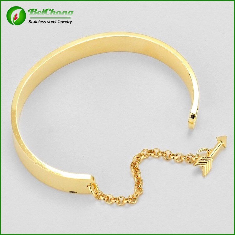 Paar Armbanden Worden Brave en Blijven Gaan Manchet Armband GOUDEN Pijl Sluiting Inspirational Bericht pulsera mensaje Kerstcadeau