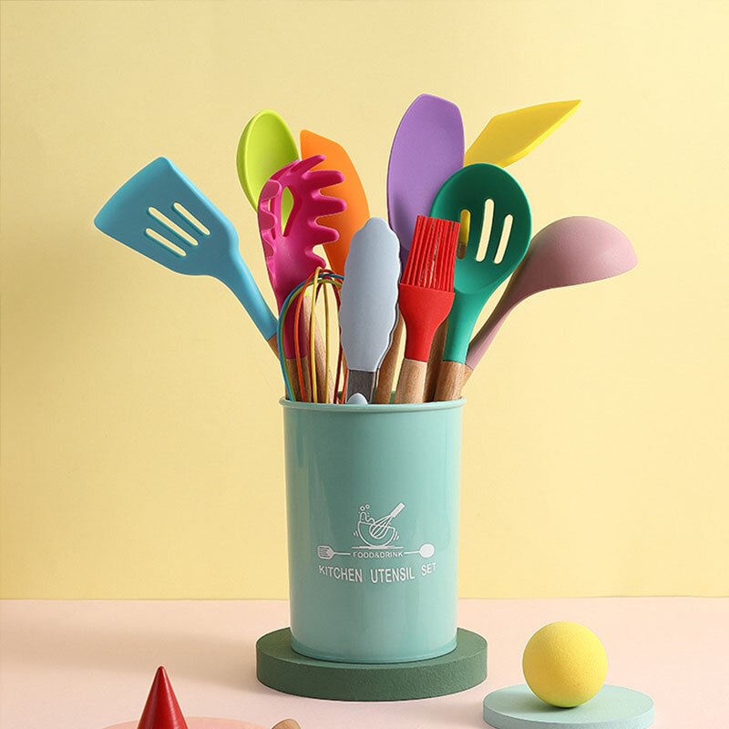 12 unids/set Color utensilios de cocina de silicona conjunto de madera de mango palo de utensilios de cocina espátula SpoonKitchen utensilios de cocina Gadgets