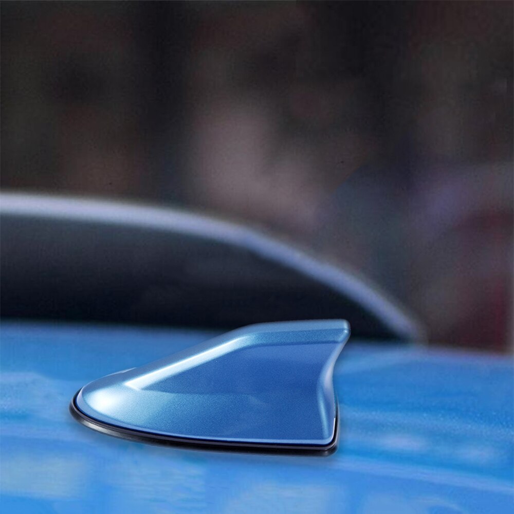 1PC Neue Universal- Hai Flosse Auto Dach Antenne FM/bin Signal Verstärker Auto Ersatz Dekoration Autos Zubehör