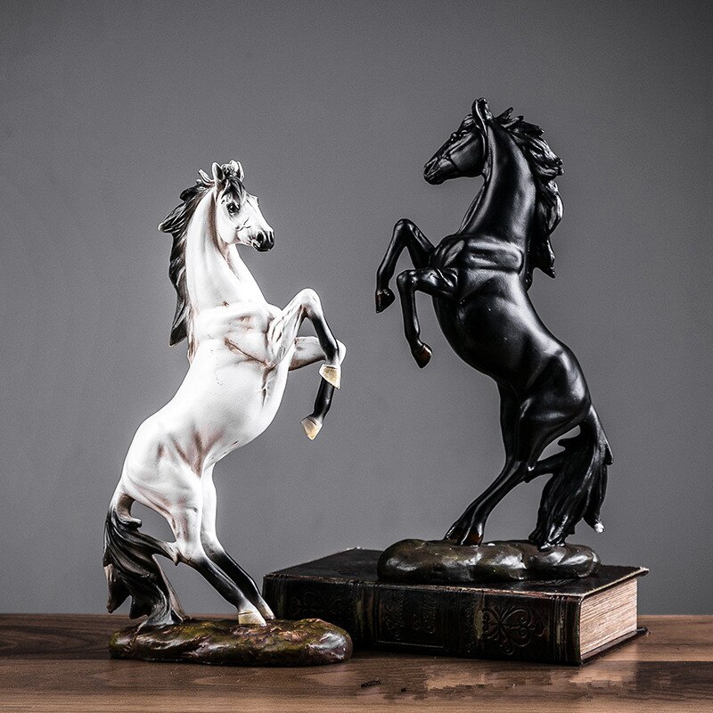 European War Horse Sculpture Statue Resin Home Decoration Accessories Domineering Animal Statue Modern Craft Statue