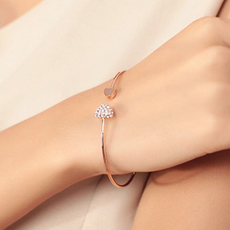 Bracelet réglable en cristal avec double cœur pour femme, bijou ajustable en forme de cœur, manchette ouverte, idéal