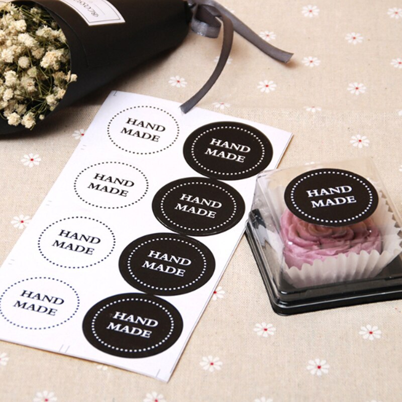 80pcs/pack Black And White Round HAND MADE Sealing Sticker Packing Label Adhesive Sticker Stationery Supplies