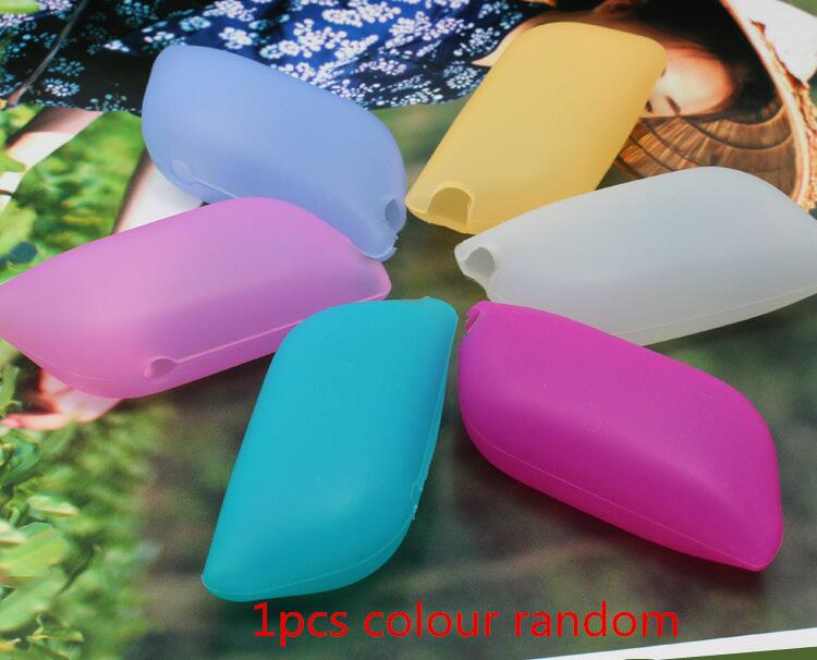 eTya 1PCS Women Men Travel Toothbrush Cover Cap Case Protector Cleaner Packing Organizer Travel Accessories: 1pcs colour random