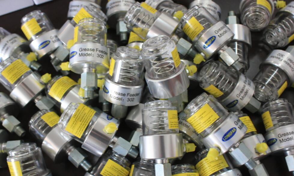 Automatic Grease Feeder 302 (202,302,205,305,260,360) 302 grease feeder