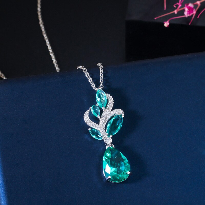 Pera Elegante Stile Coreano Luce Blu Cubic Zirconia Donne di Modo Del Pendente del Foglio Della Collana di Acqua Orecchini A Pendaglio Set di Gioielli J151