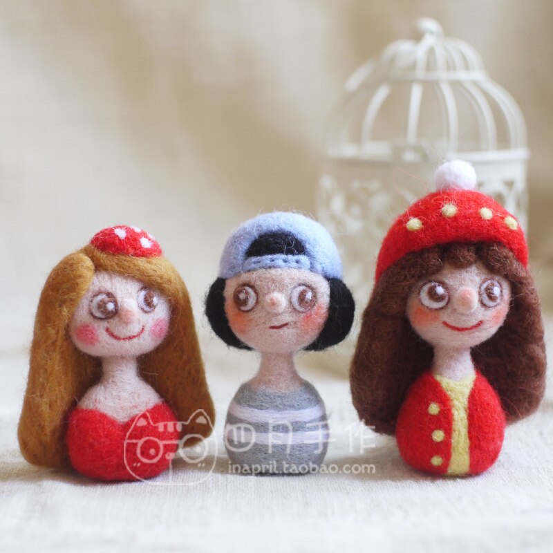 Brooch for girls wool needlepoint kit wool felt needle felting pendant craft needlecraft DIY handmade