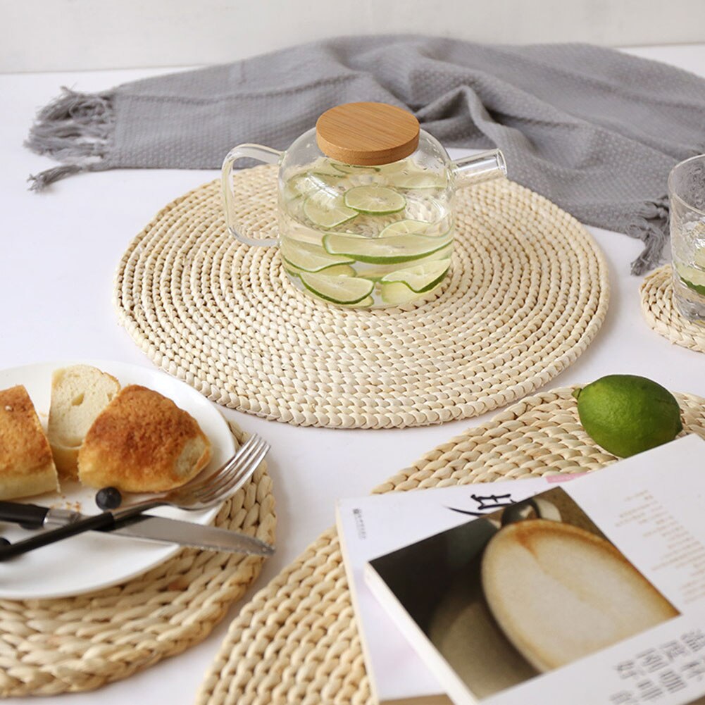 Round Rattan Placemats Natural Straw Woven Dining Table Mats Heat Insulation Pot Holder Cup Coasters Kitchen Accessories A05