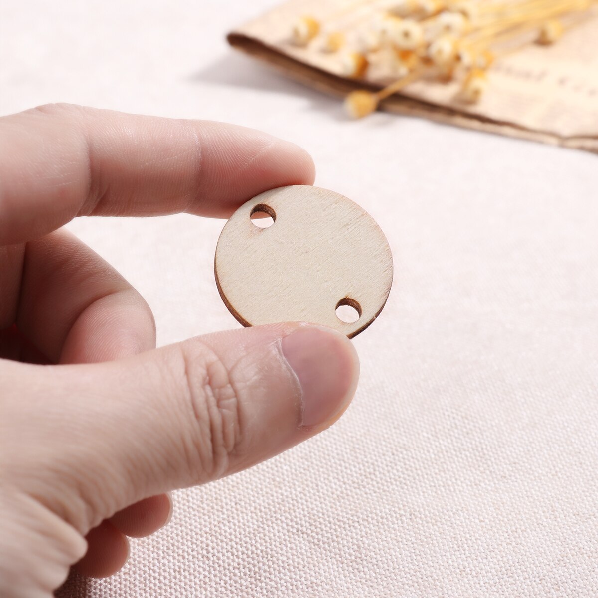 50pcs Calendar Plaque Round Thicken DIY Calendar Board for Living Room Home Bedroom