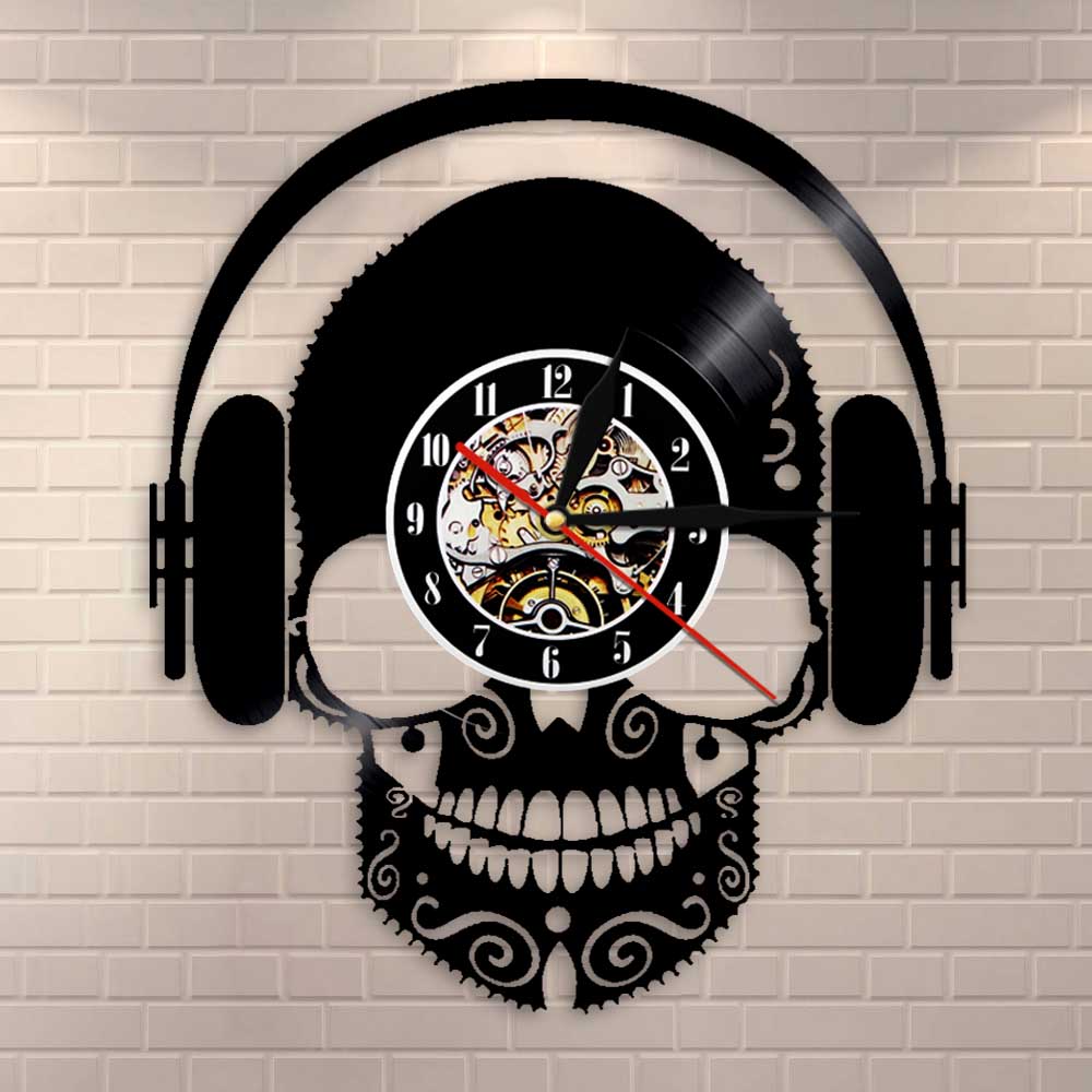 Skull Music Headphones DJ Wall Art Scary Skull Wearing Headphones Home Decor Musical Skull Vinyl Record Wall Clock Wall Watch