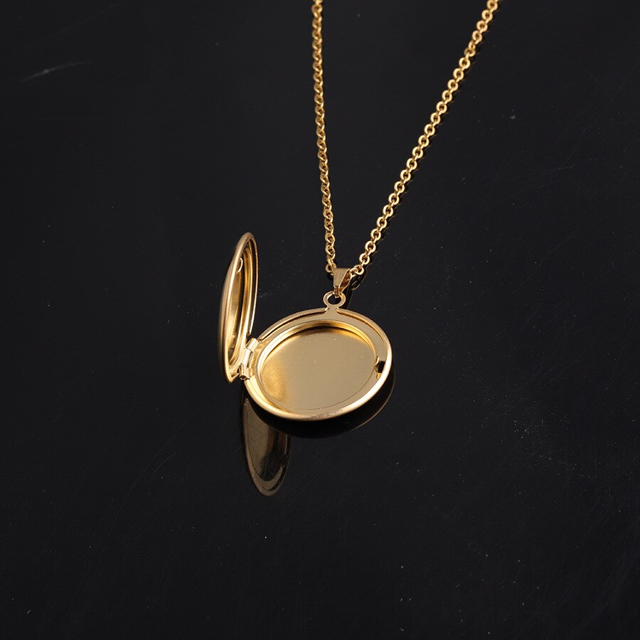 316L Stainless Steel Photo Locket Necklace 3 Colors Open Round Pendant Necklaces For Women Men Jewelry Family Birthday: Gold