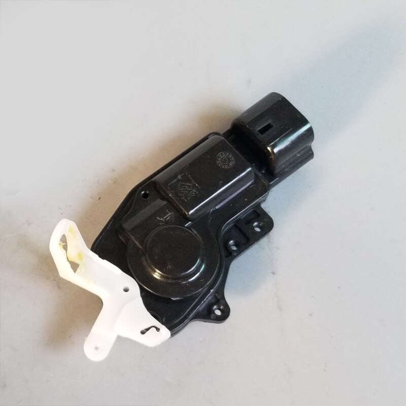use for chinese car byd F3R G3 L3 F3 front door rear door lock actuator latch control motor: rear left