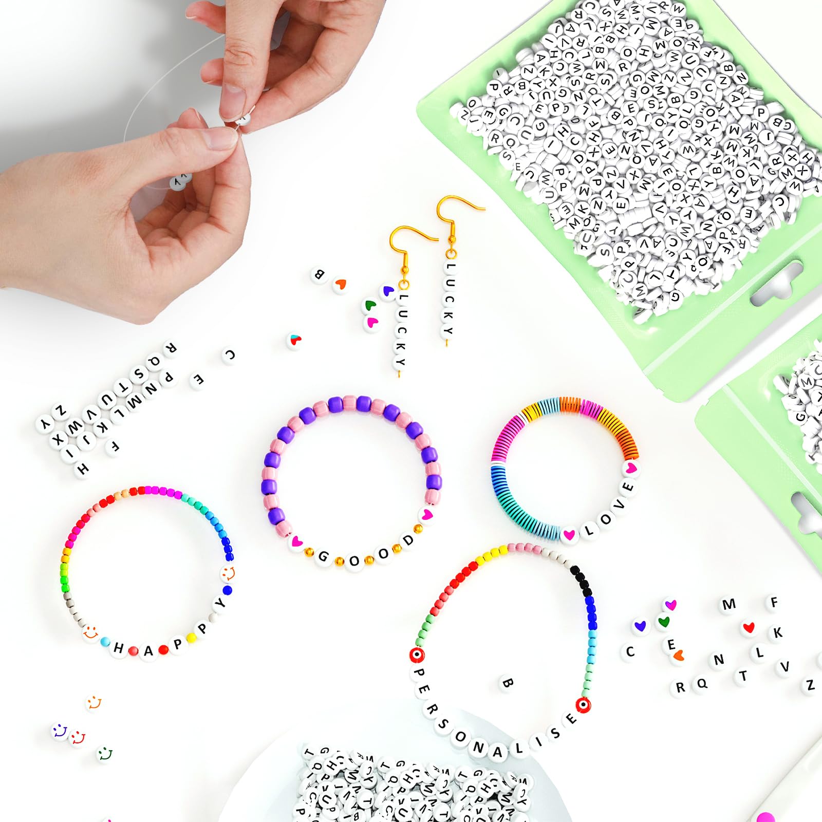 Cuentas de Letras para hacer, 28 patrones y 8 colores del alfabeto, cara colorida y corazón Bea, 800 piezas