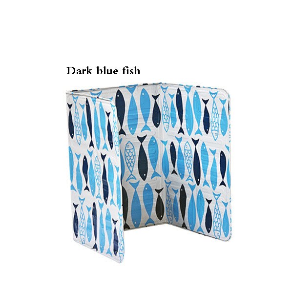 Kitchen Household Cooking Heat Insulation Oil Splash Baffle Gas Stove Baffle Oil Aluminum Foil Baffle: Dark blue fish