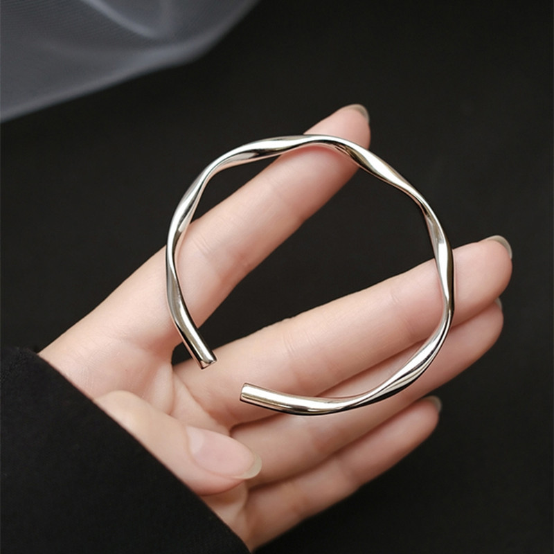Vintage armbånd i rustfritt stål, unisex, avslappet mobius-armbånd med vridning