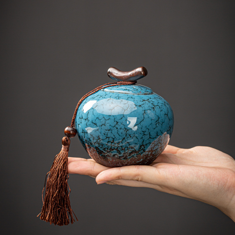 Cute mini ceramic tea pot kiln becomes small mini storage jar retro earthenware factory direct