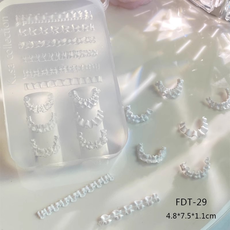 TSZS 1pc jupe mignonne dentelle sur les ongles silicone coeur arcs ruban 3D moule à ongles décorations d'art d'ongle Silicone beurre produits pour ongles: MULTI