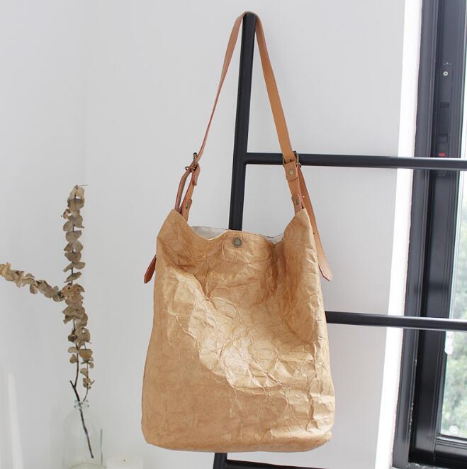 Fashionable retro shoulder bag simple wrinkled washed old bucket bag casual literary kraft messenger bag: Khaki