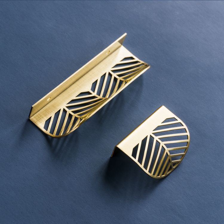 Satin Cabinet Pulls Modern Furniture Cabinet Metal Brass Drawer Leaf Handle Bedroom Drawer Dresser Wardrobe Shoe Cabinet Knob