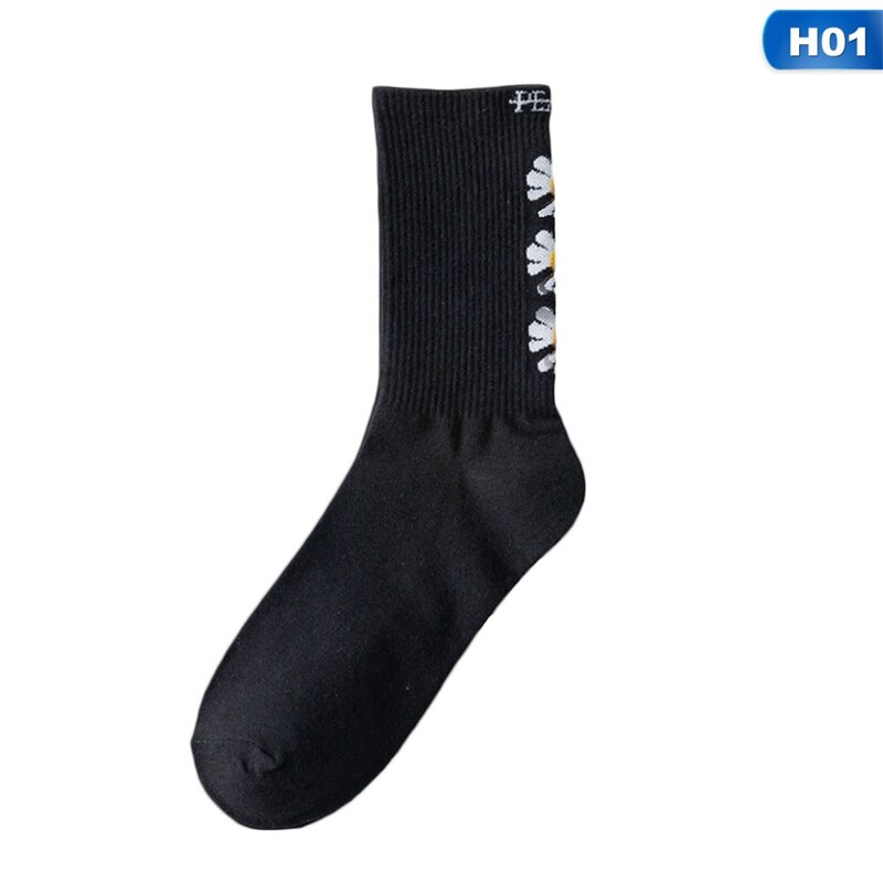 1pair Spring Summer Long Tube Cotton Socks Sweat-absorbent Casual Sports Socks Small Daisy Black Breathable Tube Socks