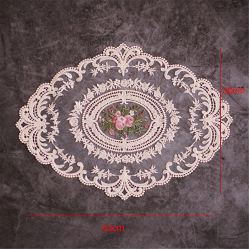 Table broderie artisanat napperon style européen dentelle tissu isolation thermique panneau tapis Anti-brûlure caboteur rétro dentelle tapis de Table: Style 1 Cream color