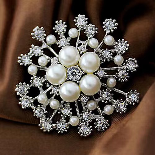 Accessoires pour vêtements pour femmes, grand flocon de neige, perle, cristal, broche à fleur exquise: Imitation plaquée rhodium