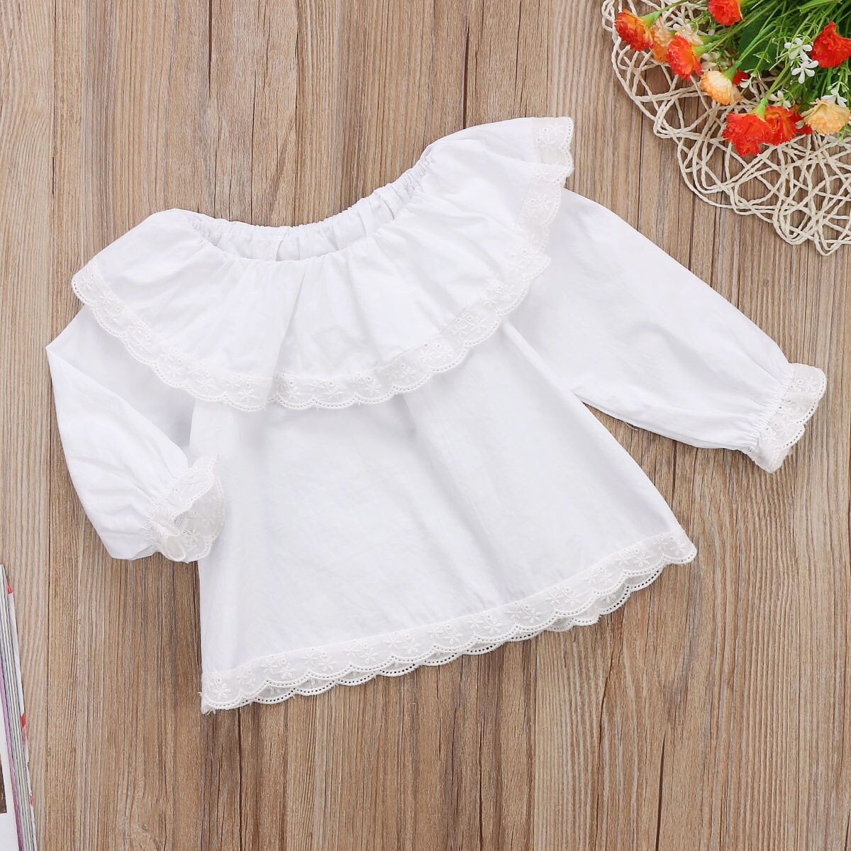 Pretty baby girls clothes long sleeves infant newborn baby girls white off shoulder lace T shirt princess girl clothes