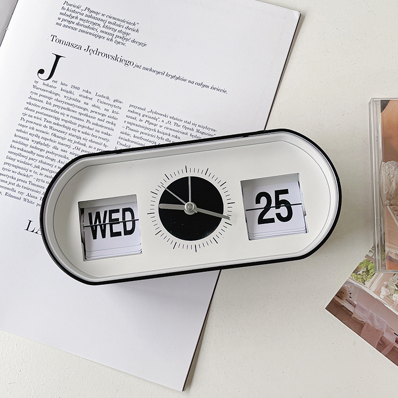 Neue kreative Schlafzimmer Wecker Spaß kippen mechanische Wecker Schreibtisch digitale Kalender uhren retro Schreibtisch uhren Wohnkultur